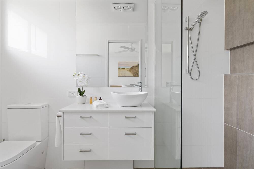Photo of Bathroom in Bateau Bay