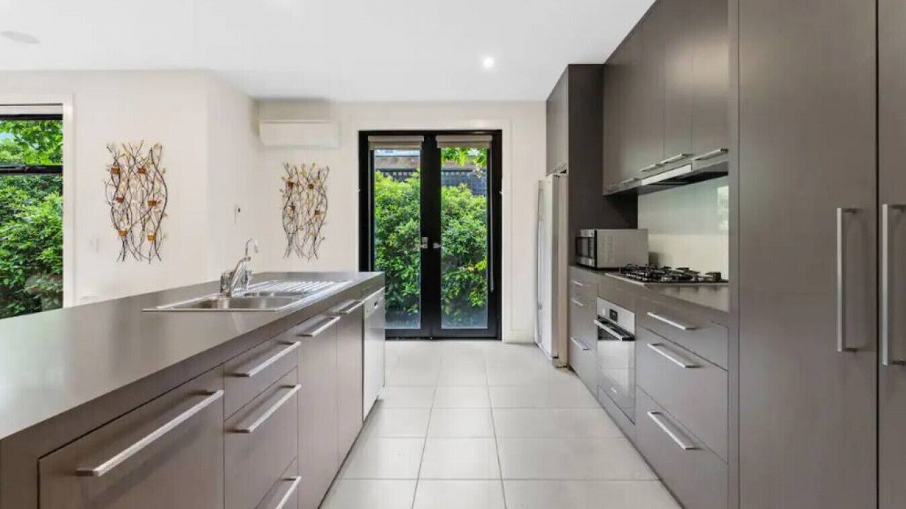 Photo of Kitchen in Lake Wendouree