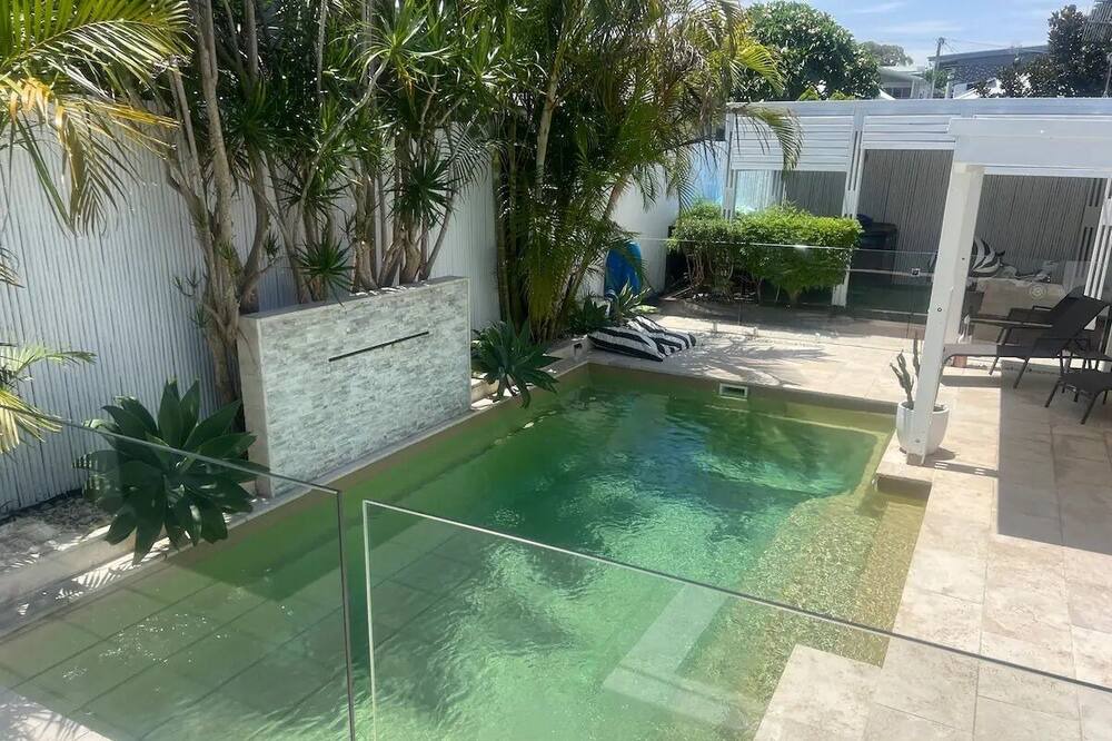 Photo of Outdoor in Belmont