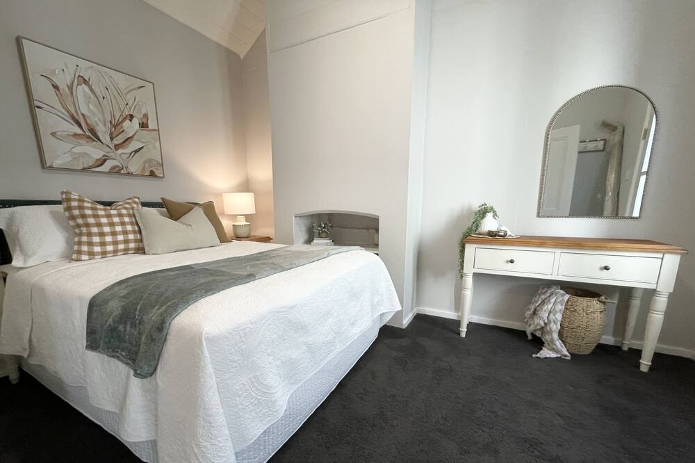 Photo of Bedroom in Singleton