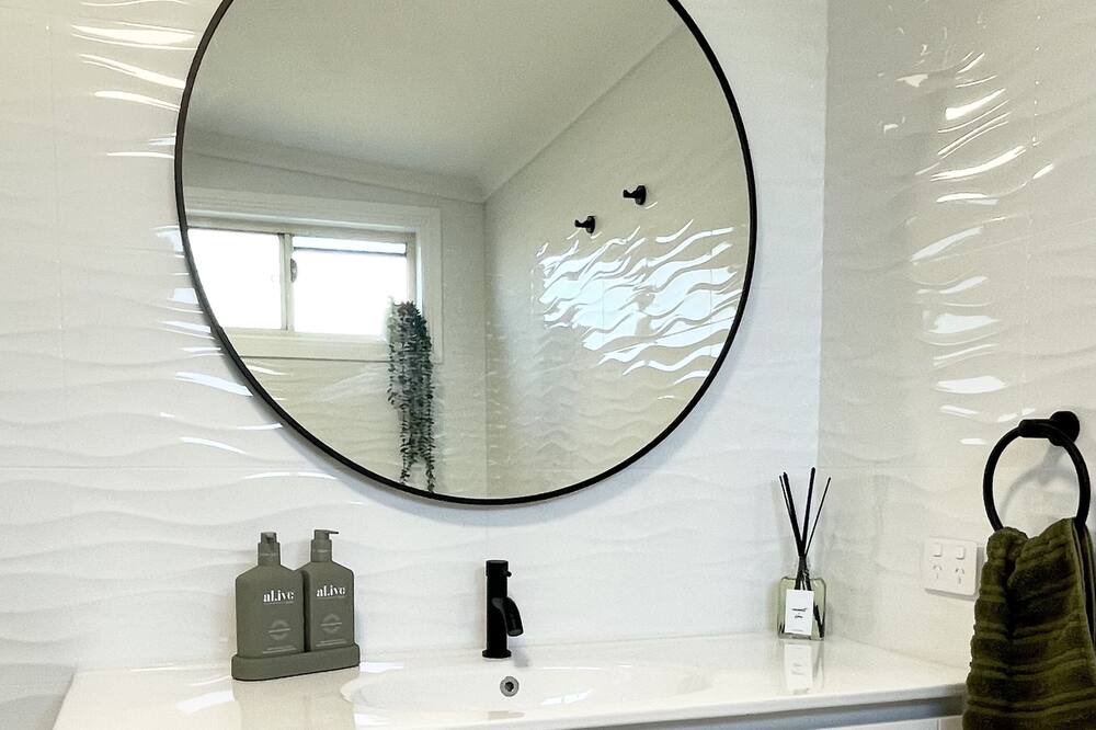 Photo of Bathroom in Singleton