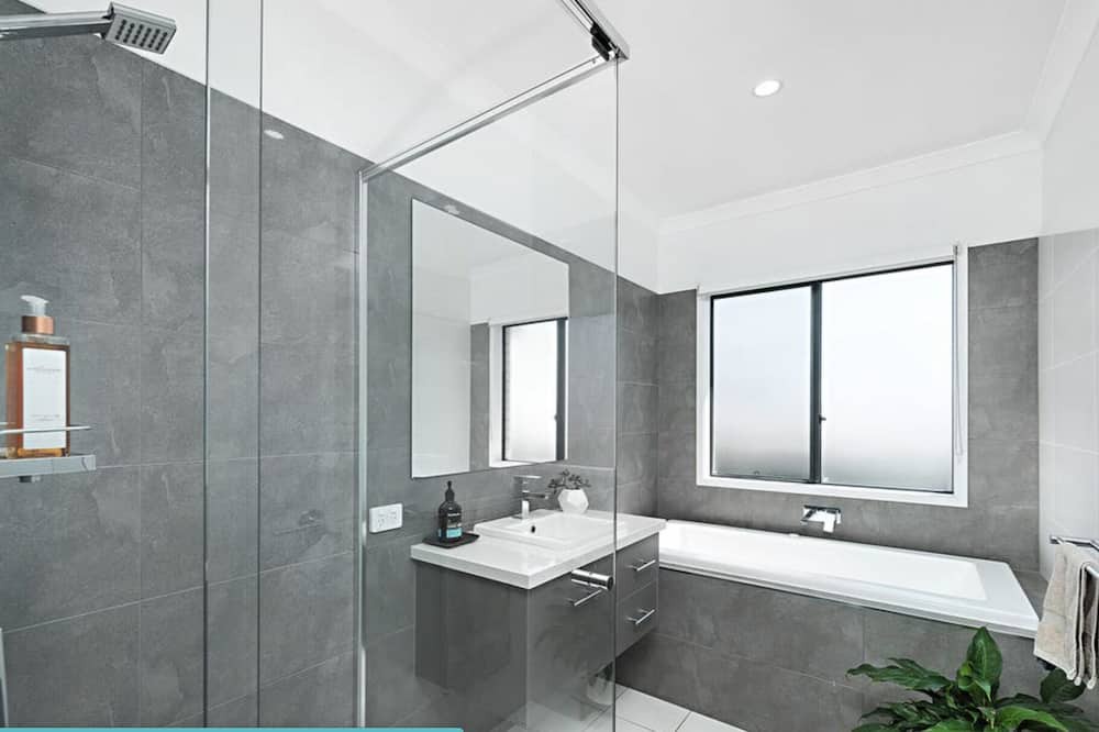 Photo of Bathroom in Mullumbimby
