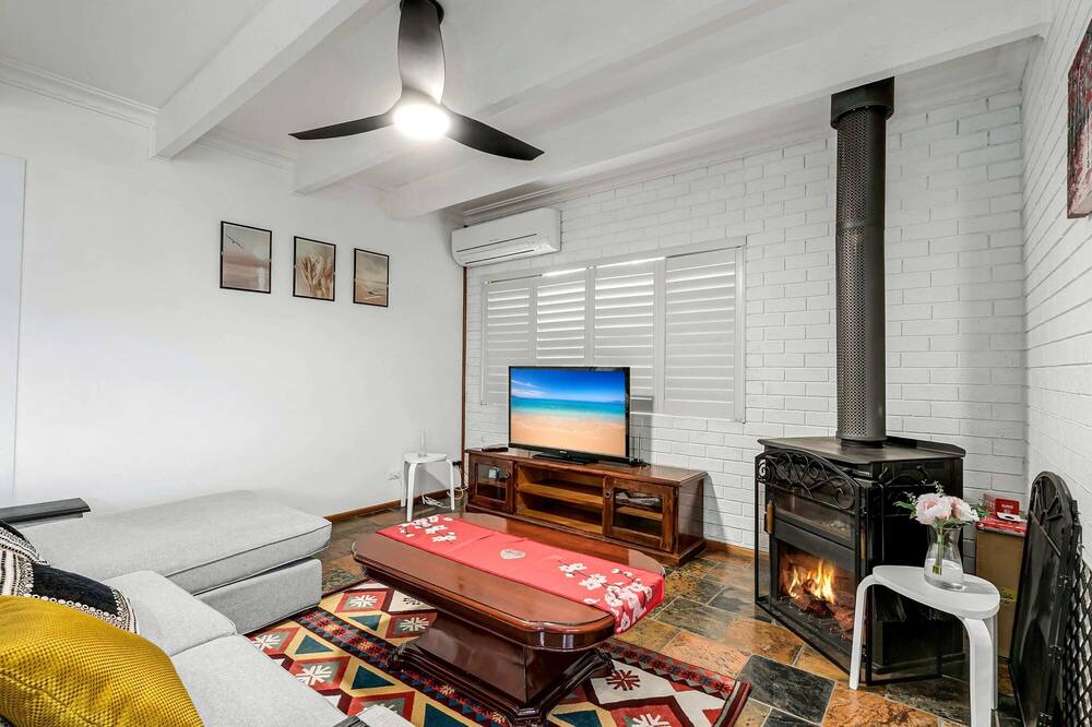 Photo of Livingroom in Surf Beach
