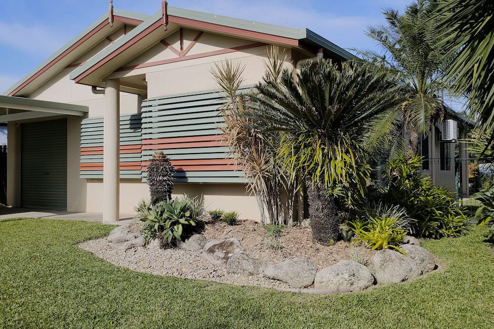 Photo of Outdoor in Caravonica
