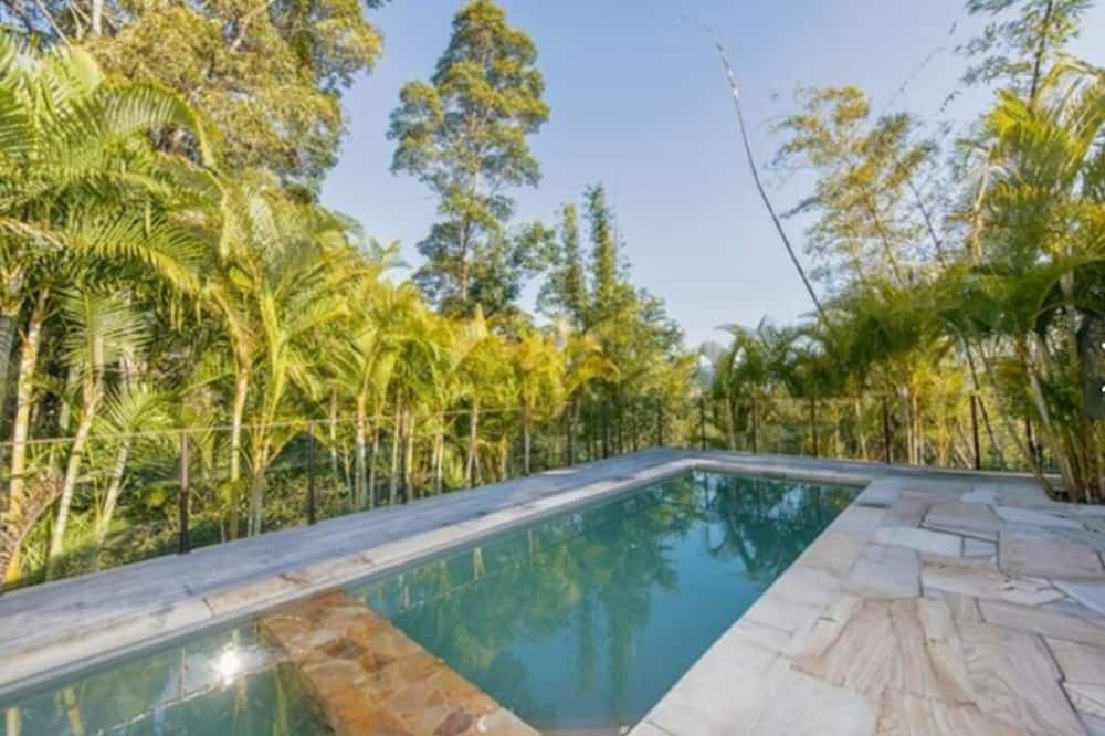 Photo of Outdoor in Uki