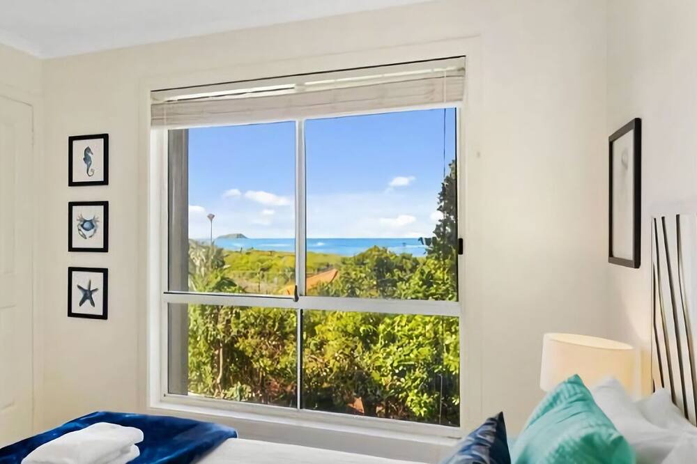 Photo of Bedroom in Sapphire Beach