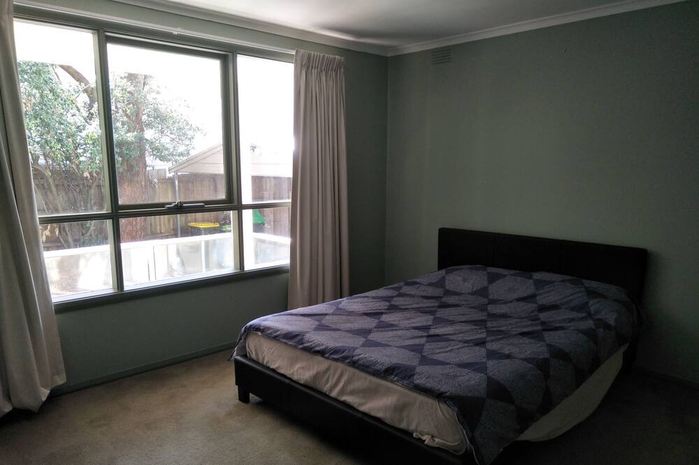 Photo of Bedroom in Frankston
