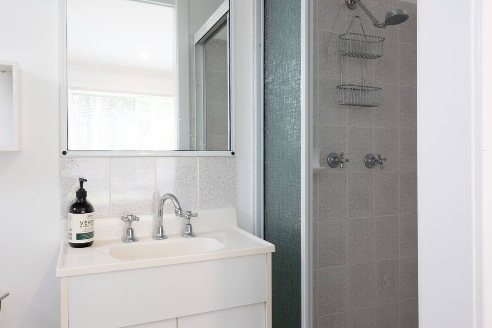 Photo of Bathroom in Mollymook Beach