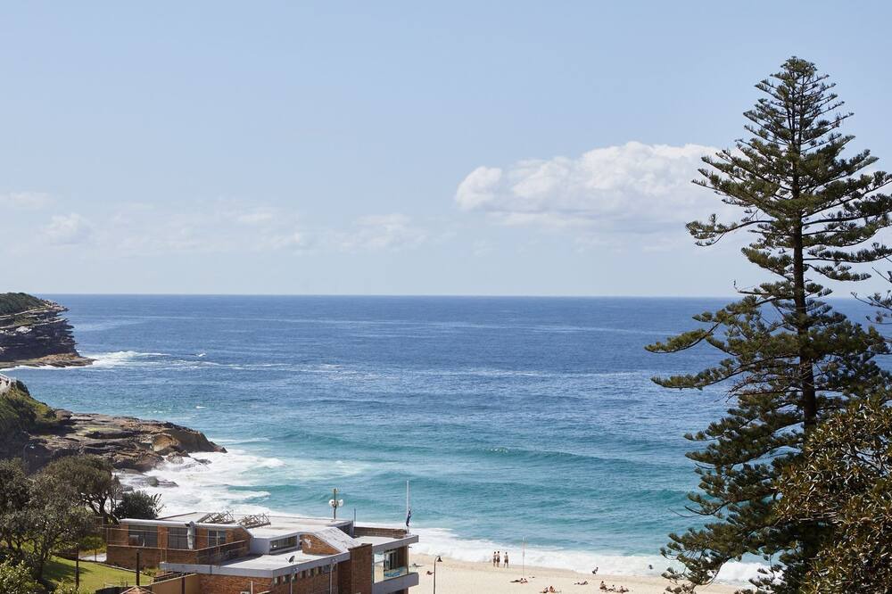 Photo of Others in Bronte