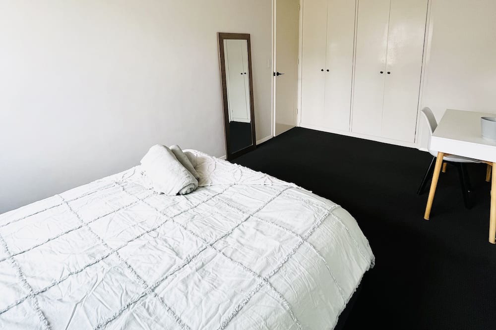 Photo of Bedroom in St Kilda West