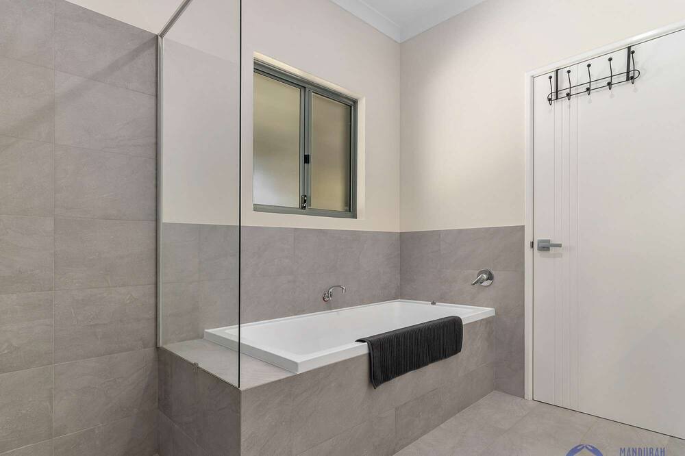 Photo of Bathroom in Herron