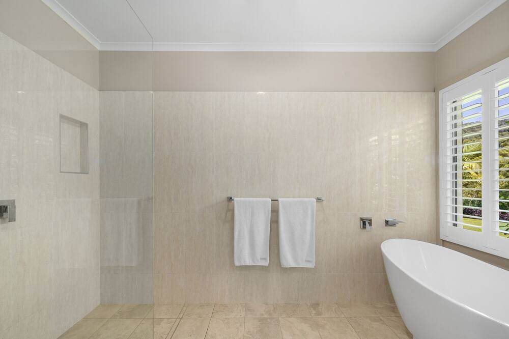 Photo of Bathroom in Korora