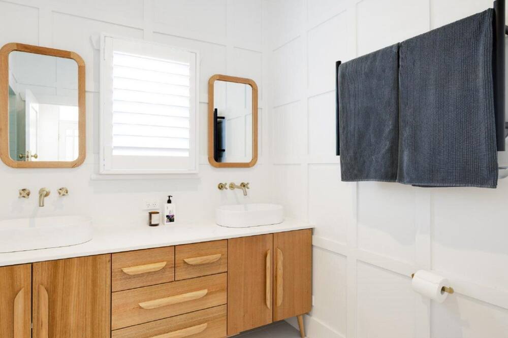 Photo of Bathroom in Pretty Beach Central Coast