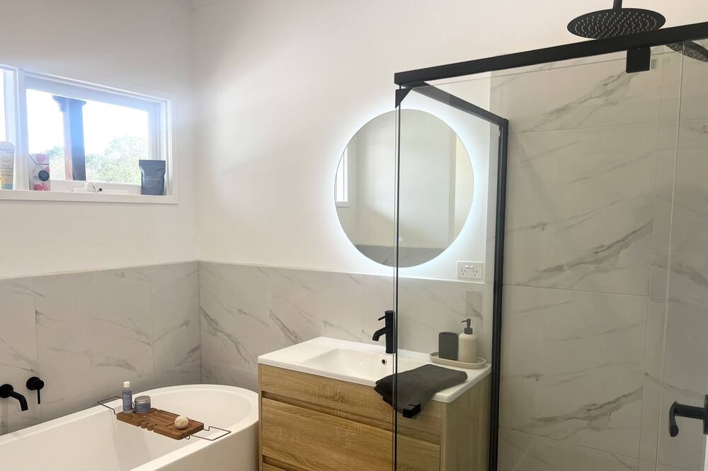 Photo of Bathroom in Pyalong