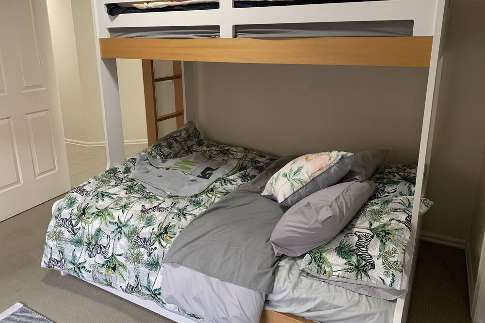 Photo of Bedroom in Tarneit