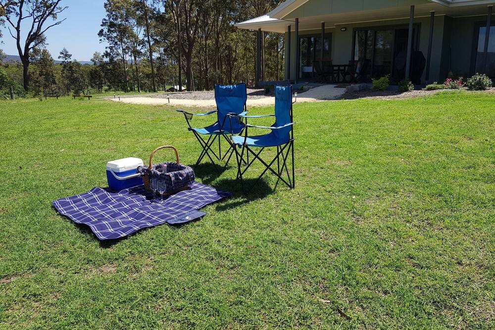 Photo of Outdoor in Paxton
