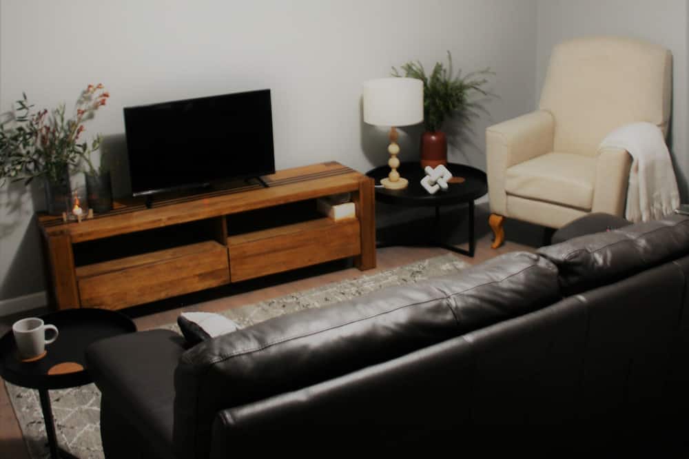 Photo of Livingroom in Hamilton