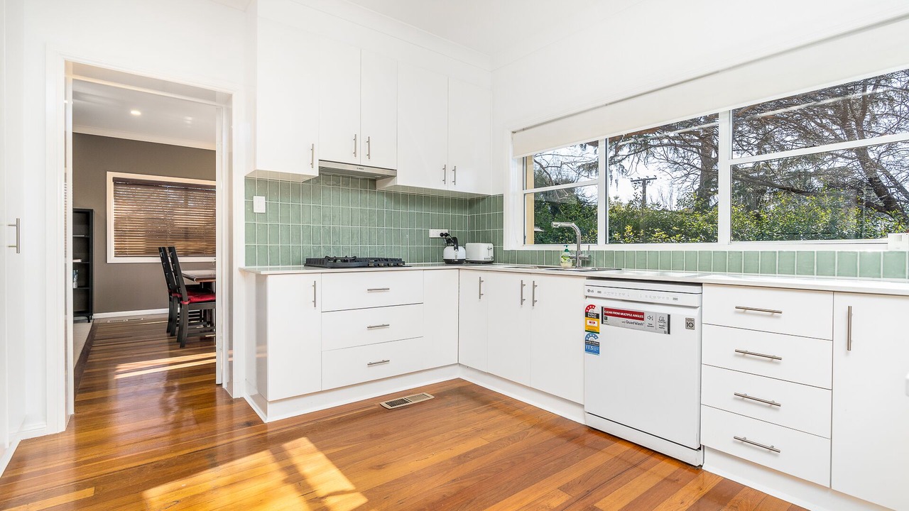 Photo of Kitchen in Narrabundah