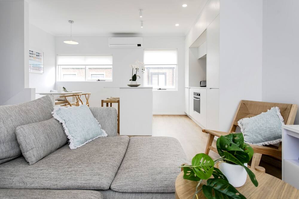 Photo of Livingroom in Adelaide Central Business District