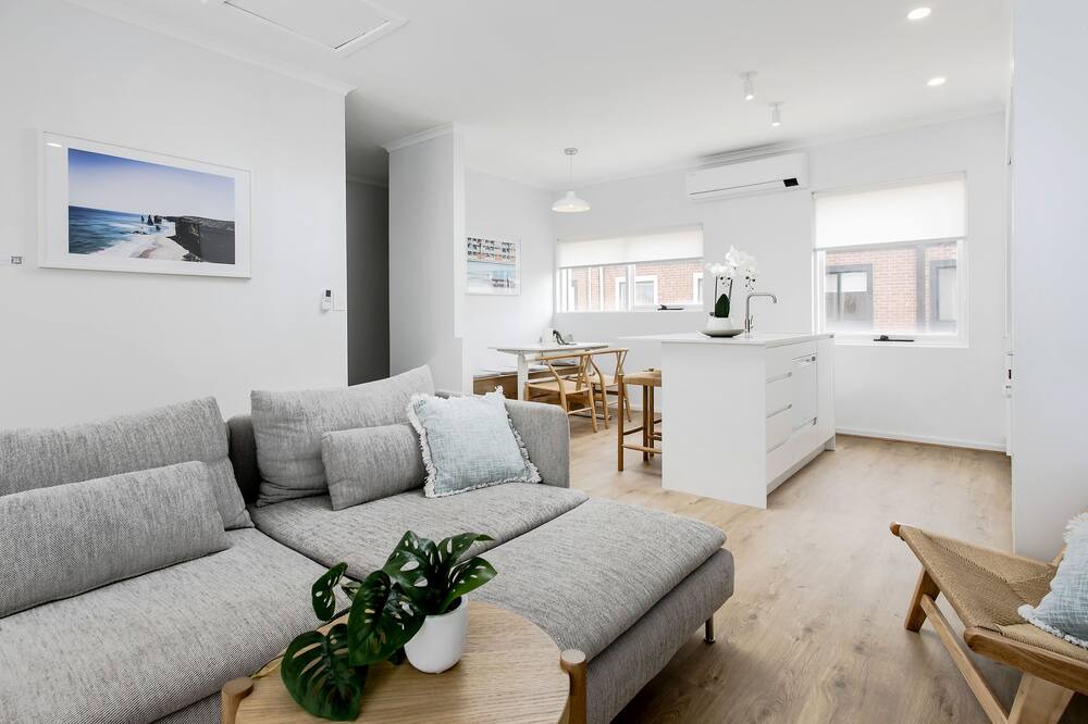 Photo of Livingroom in Adelaide Central Business District