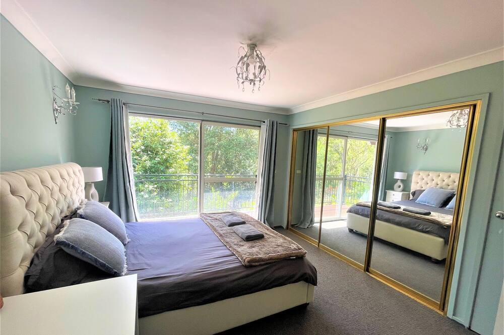Photo of Bedroom in Winmalee