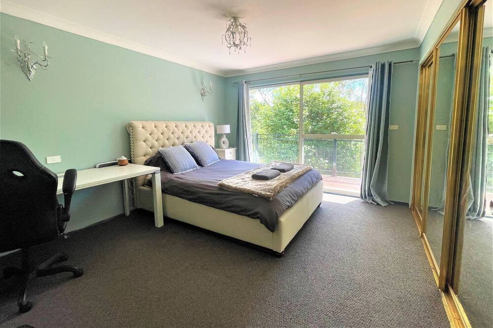 Photo of Bedroom in Winmalee