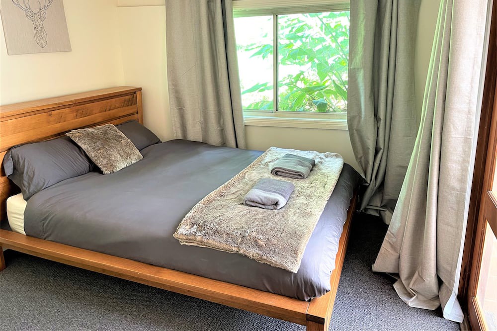 Photo of Bedroom in Winmalee