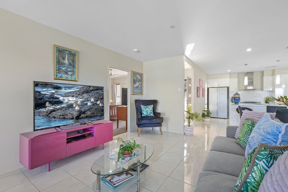 Photo of Livingroom in Cumbalum