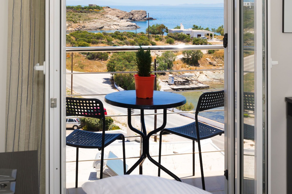 Photo of Patio Balcony in Megas Gialos