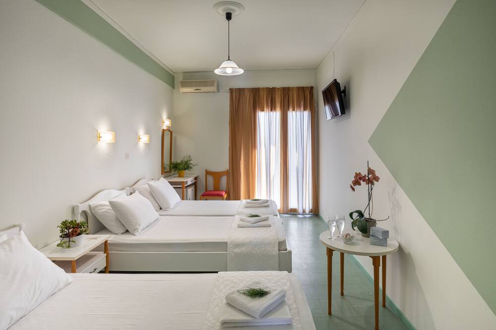 Photo of Bedroom in Megas Gialos