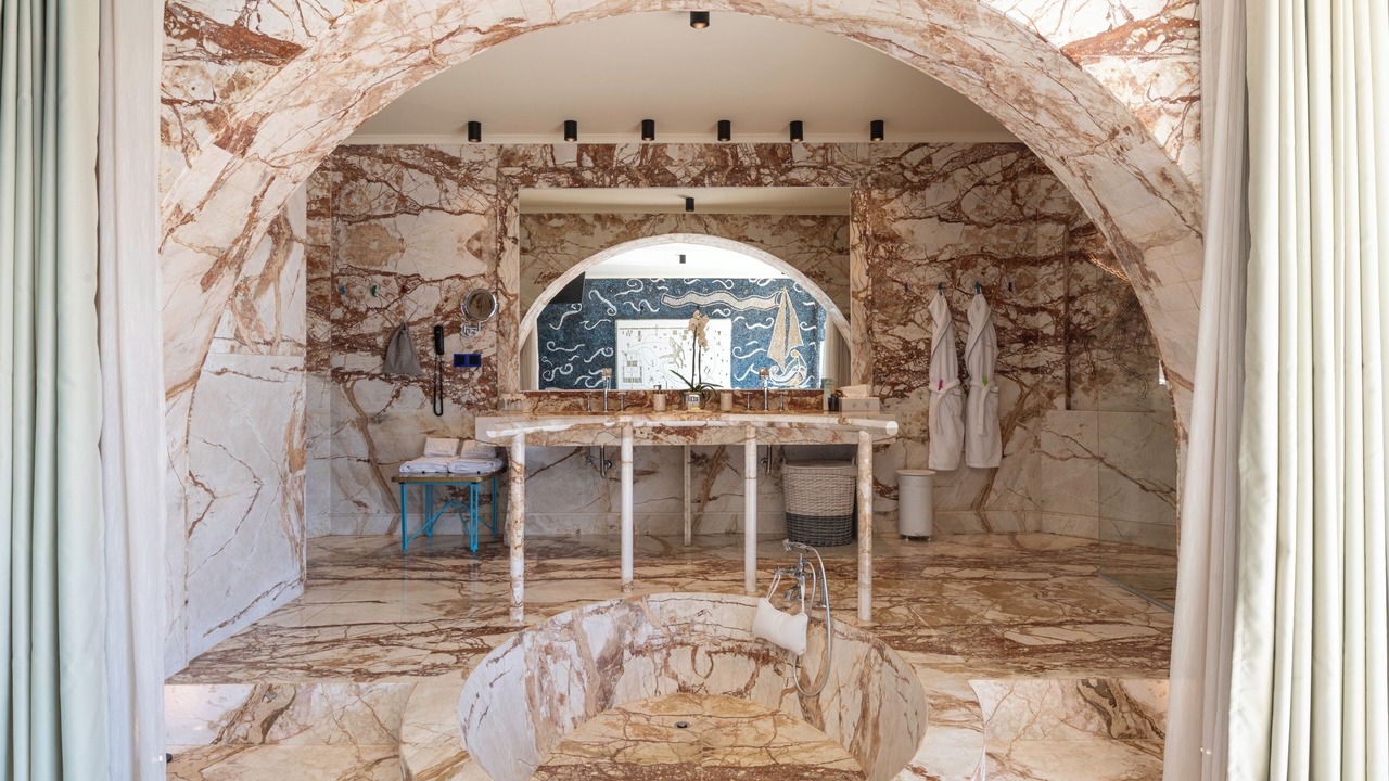 Photo of Bathroom in Ios Town