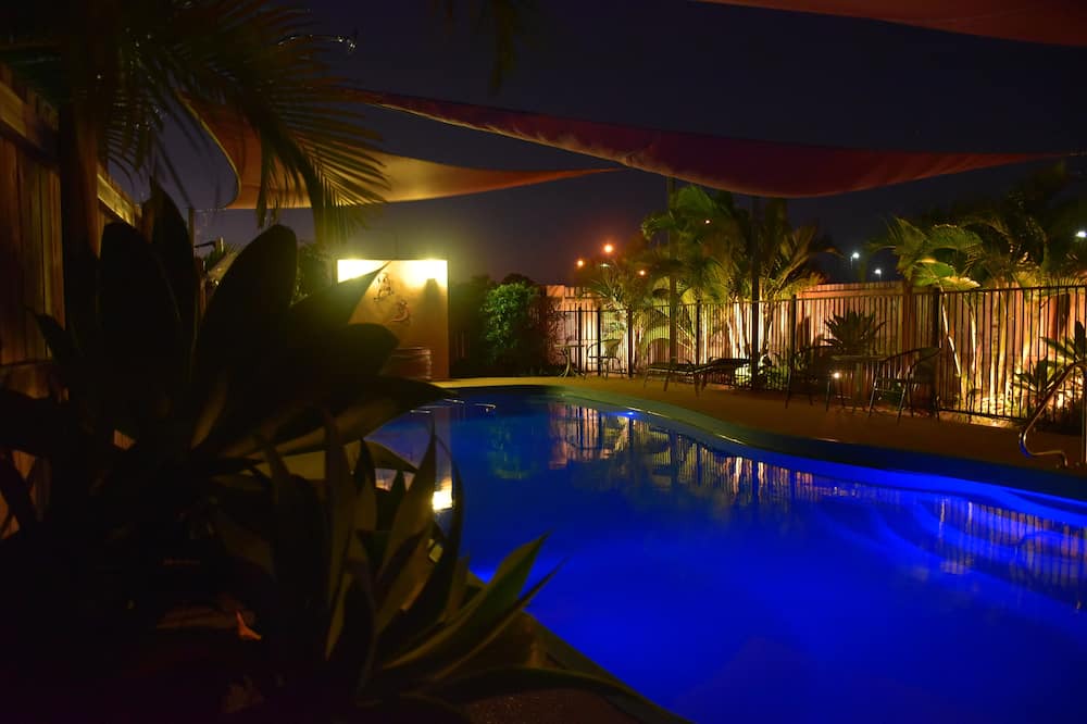 Photo of Outdoor in Bowen