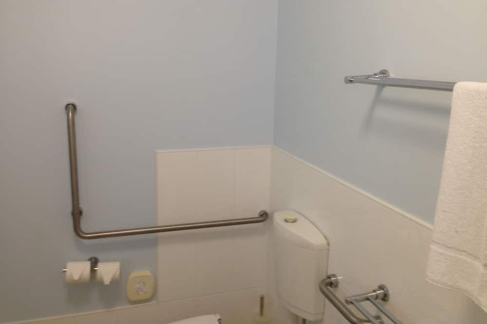 Photo of Bathroom in Bowen