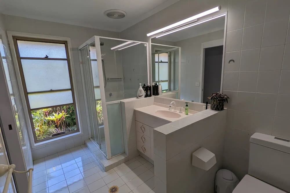 Photo of Bathroom in Helensvale