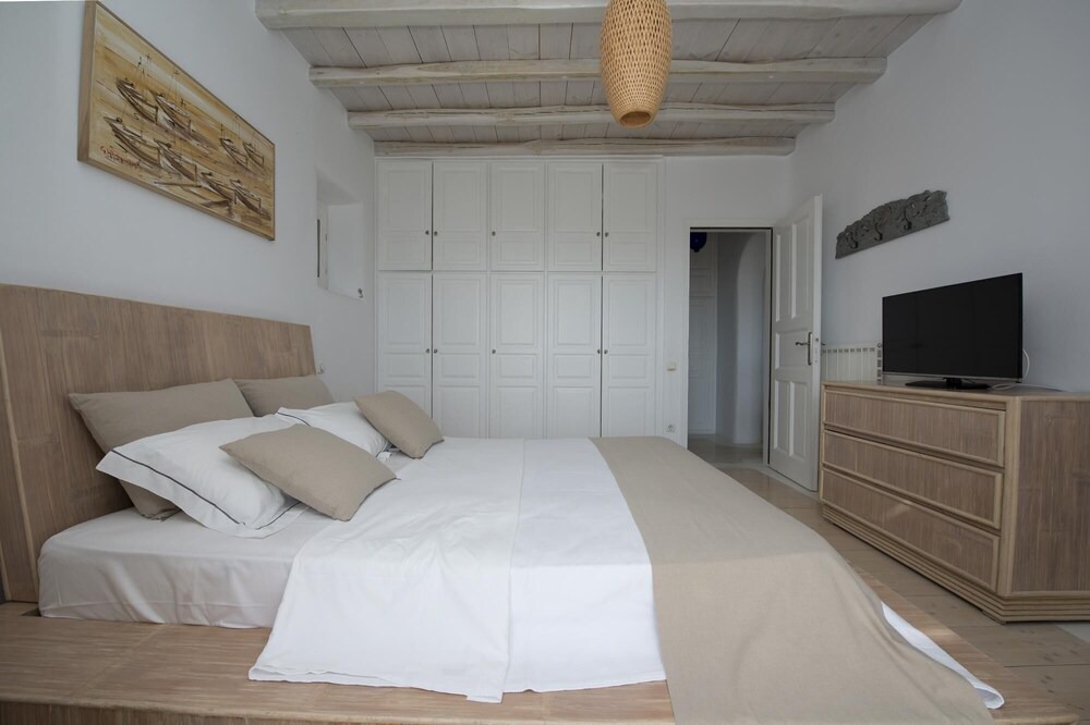 Photo of Bedroom in Kalafatis