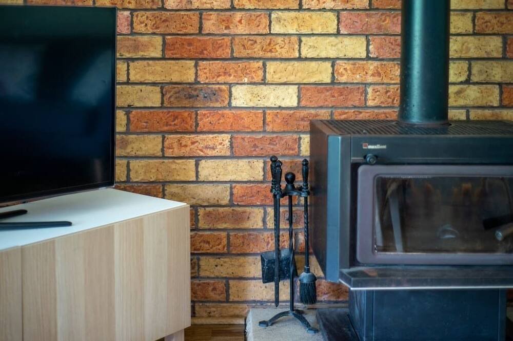 Photo of Livingroom in Ellalong
