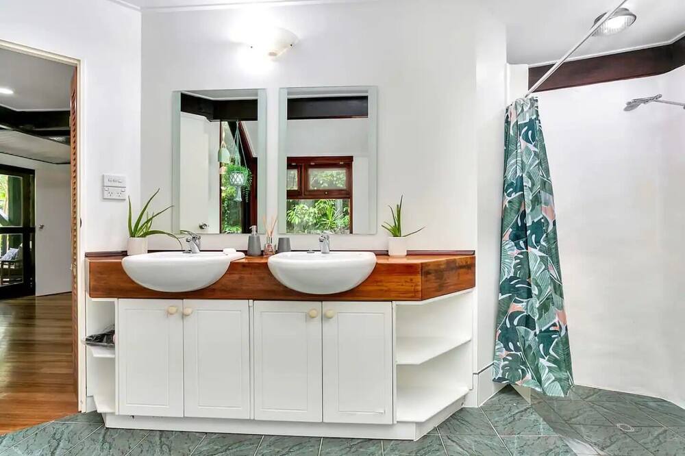 Photo of Bathroom in Earlville