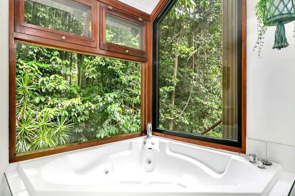 Photo of Bathroom in Earlville