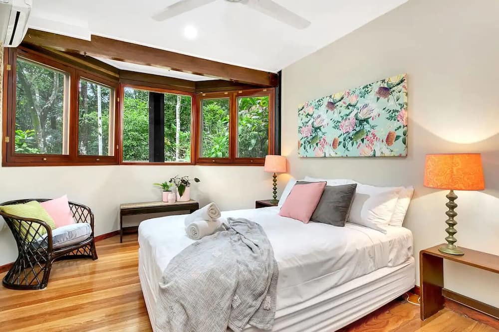 Photo of Bedroom in Earlville