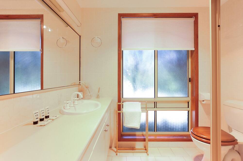 Photo of Bathroom in Surf Beach