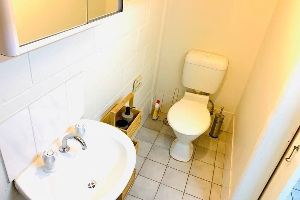 Photo of Bathroom in Stuart Park