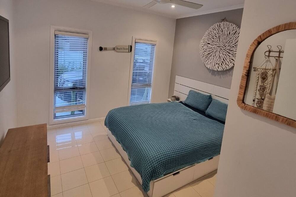 Photo of Bedroom in Blue Bay
