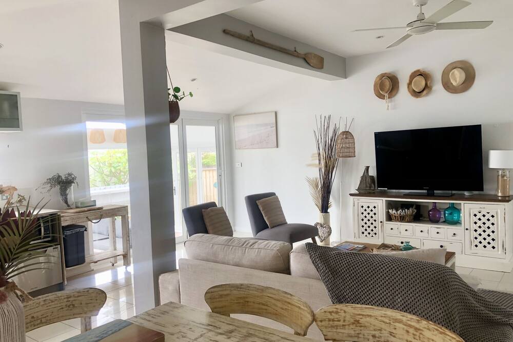 Photo of Livingroom in Blue Bay