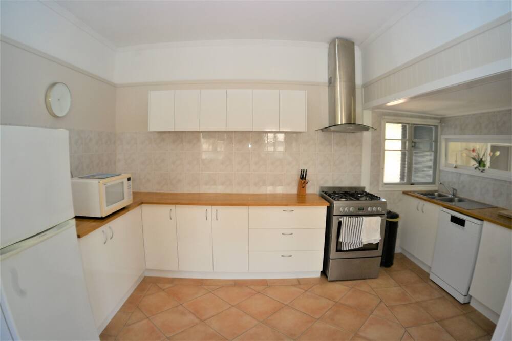 Photo of Kitchen in Urangan