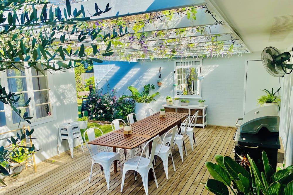Photo of Outdoor in Pelican Waters