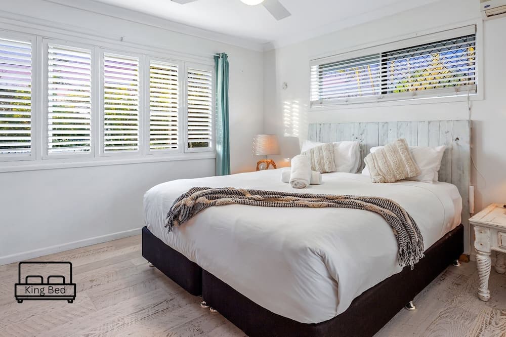 Photo of Bedroom in Pelican Waters