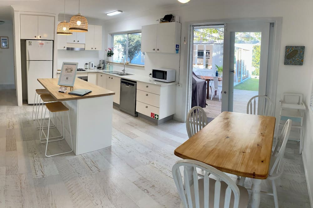 Photo of Kitchen in Pelican Waters