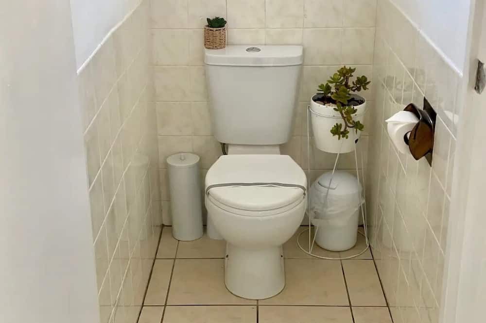 Photo of Bathroom in Pelican Waters
