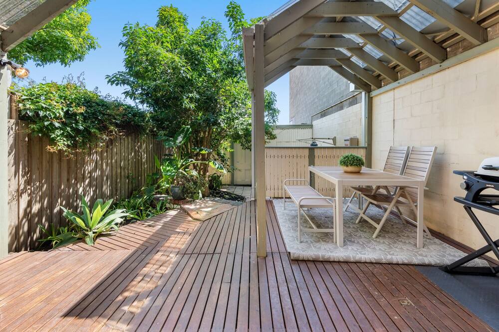 Photo of Outdoor in Brunswick West