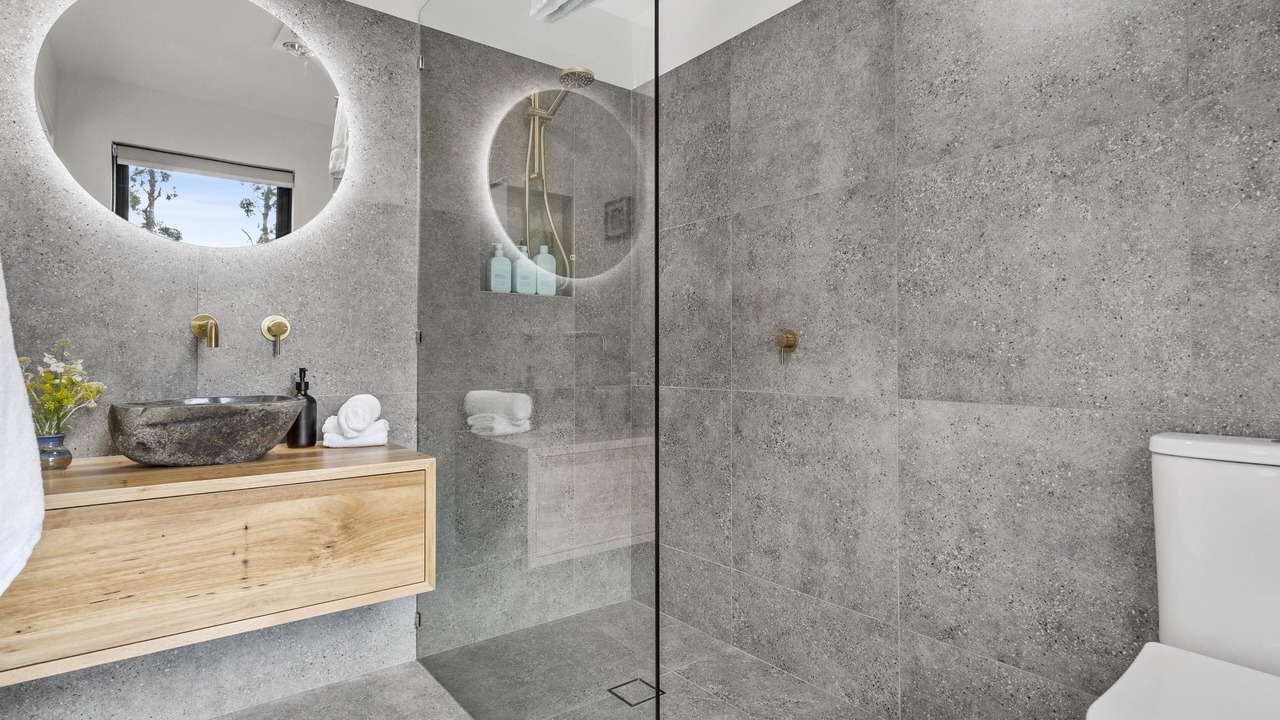 Photo of Bathroom in Lunawanna